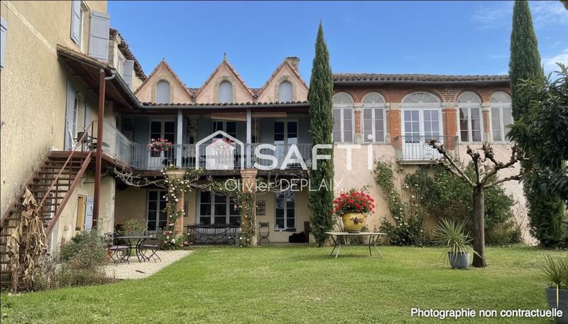 Maison - 500 m² - 9 pièces