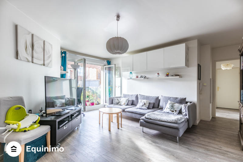 Appartement - 93 m² - 5 pièces