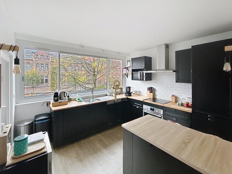 Appartement - 97 m² - 4 pièces