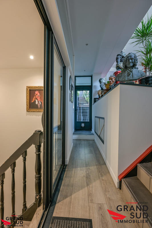 Maison ancienne - 250 m² - 11 pièces