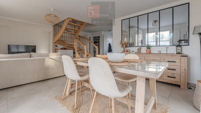 Maison - 125 m² - 5 pièces