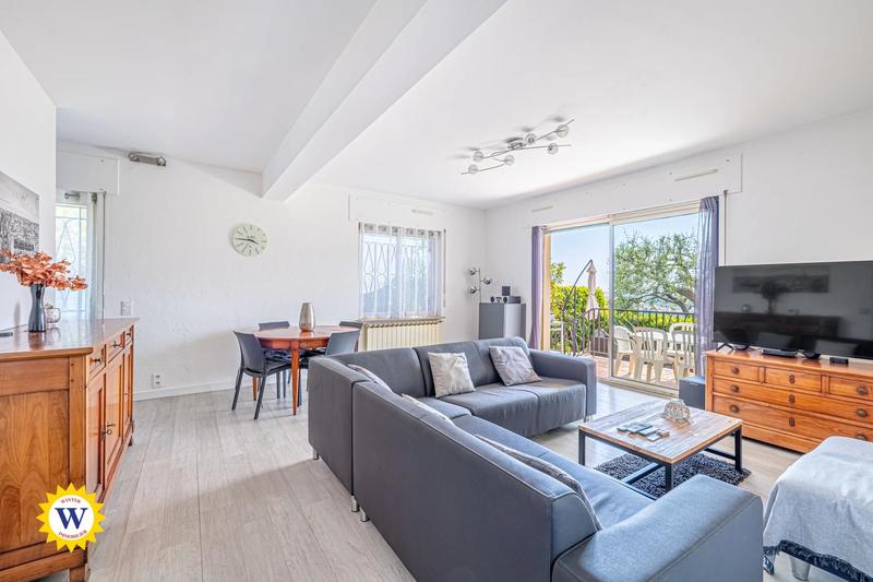 Villa - 211 m² - 7 pièces