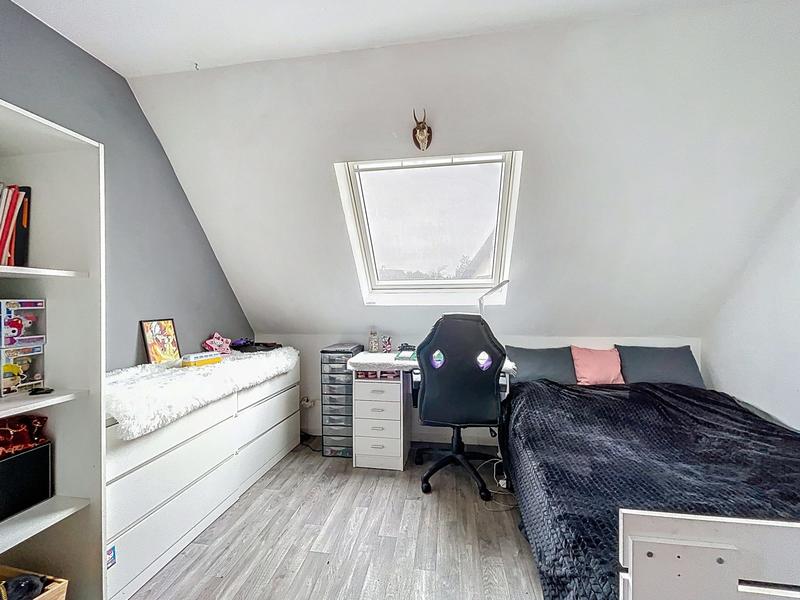 Maison - 98 m² - 5 pièces