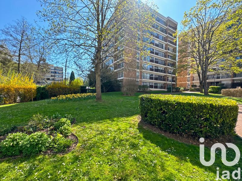 Appartement - 98 m² - 5 pièces