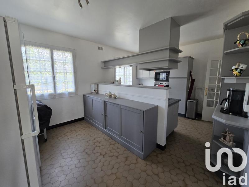 Maison - 215 m² - 7 pièces