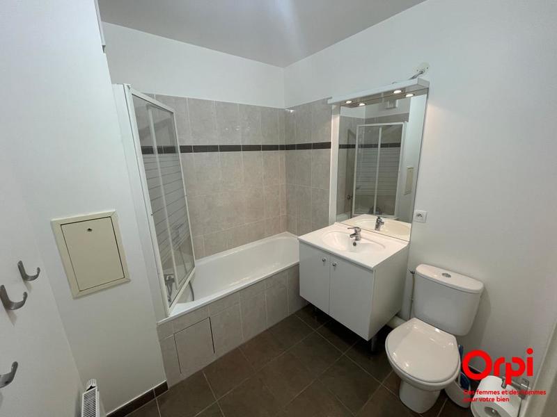 Appartement - 100 m² - 5 pièces