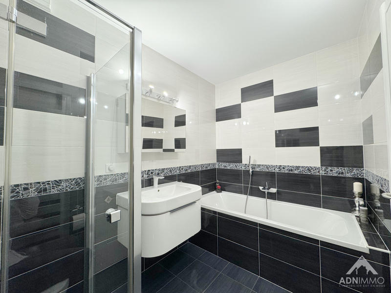 Appartement - 163 m² - 5 pièces