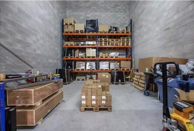 Local d'activités - 95 m²