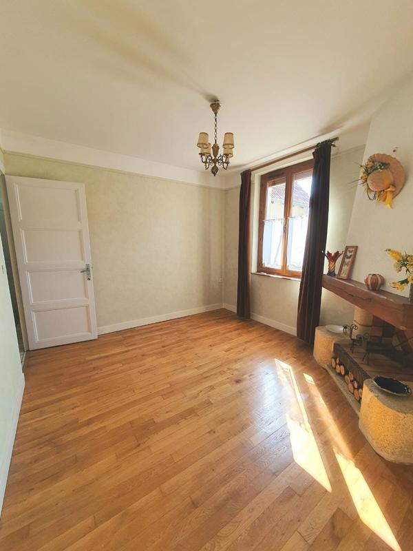 Maison - 108 m² - 6 pièces