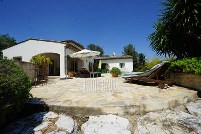 Villa - 200 m² - 6 pièces