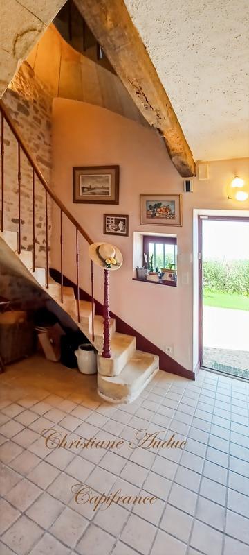 Maison - 202 m² - 6 pièces