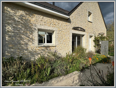 Maison - 147 m² - 8 pièces