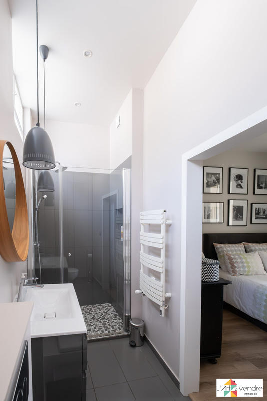 Villa - 204 m² - 8 pièces