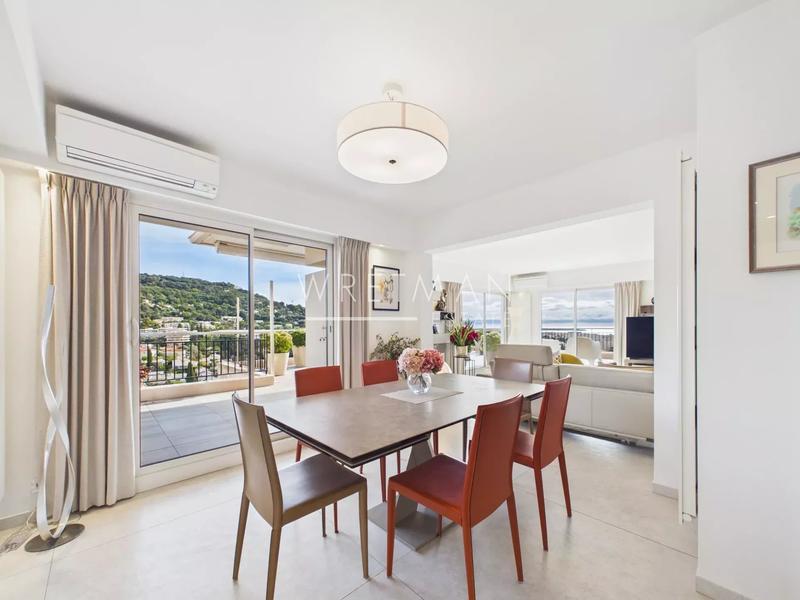 Appartement - 123 m² - 4 pièces