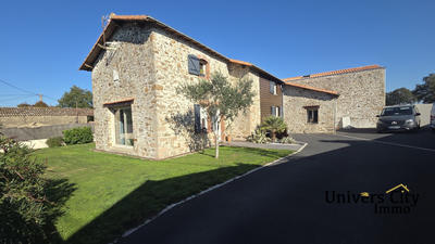 Maison ancienne - 171 m² - 5 pièces