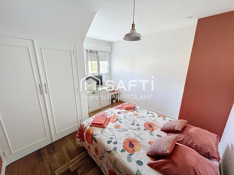 Maison - 169 m² - 8 pièces