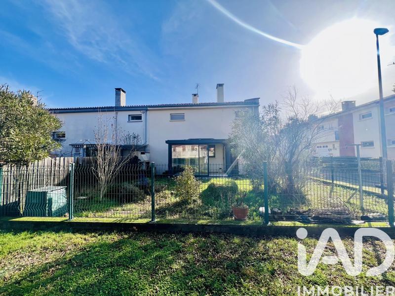 Maison - 88 m² - 5 pièces