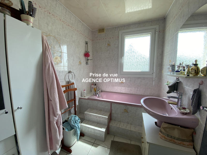 Maison - 102 m² - 6 pièces