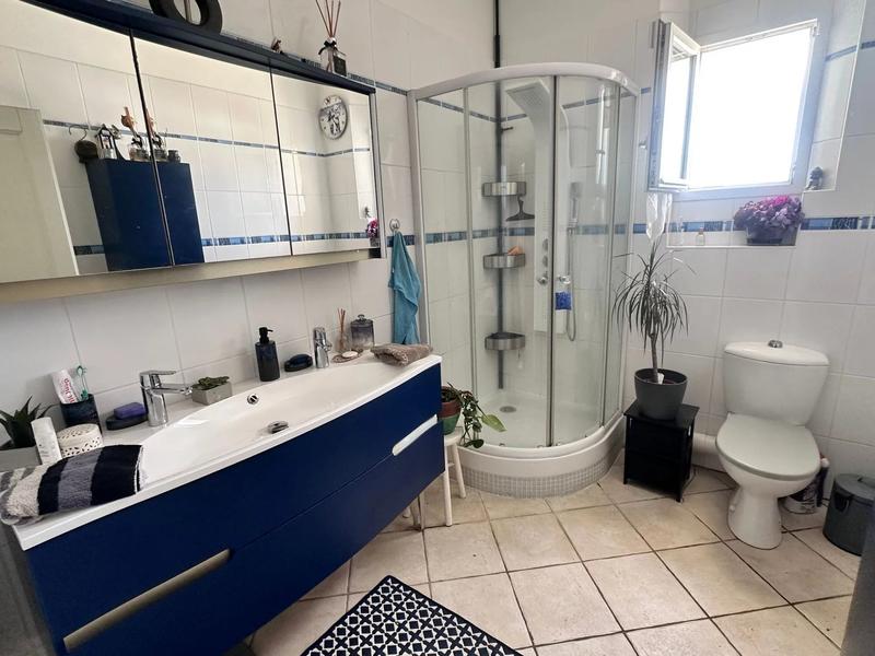 Maison - 275 m² - 9 pièces