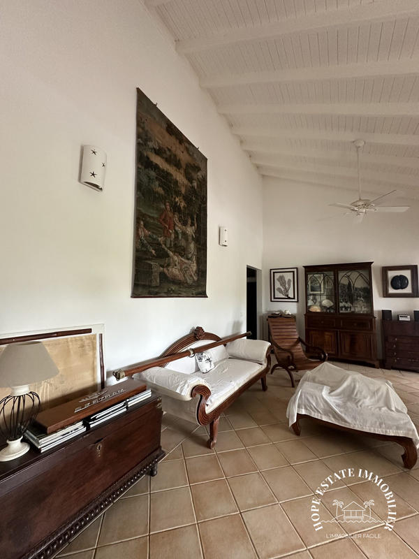 Villa - 465 m² - 10 pièces