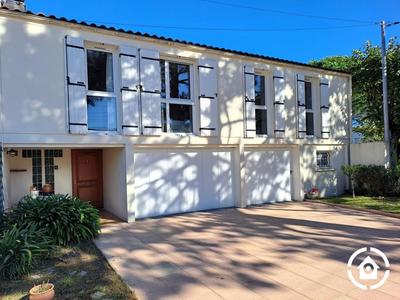 Maison de ville - 111 m² - 6 pièces