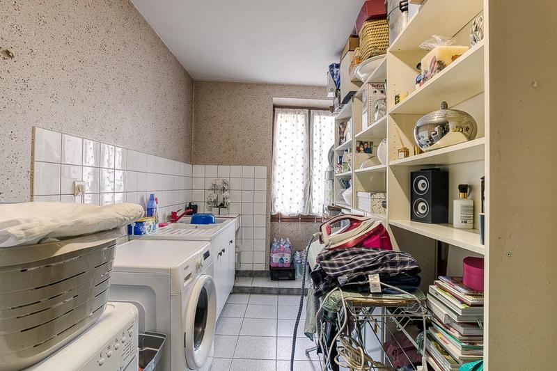 Appartement - 162 m² - 6 pièces