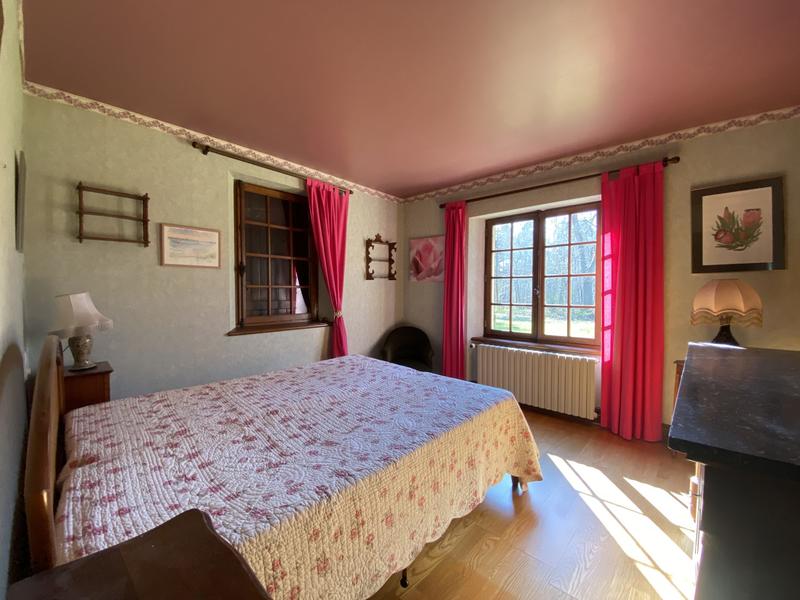 Maison - 210 m² - 6 pièces