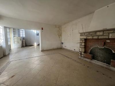 Villa - 199 m² - 6 pièces