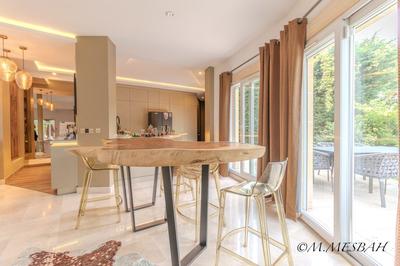 Villa - 350 m² - 10 pièces