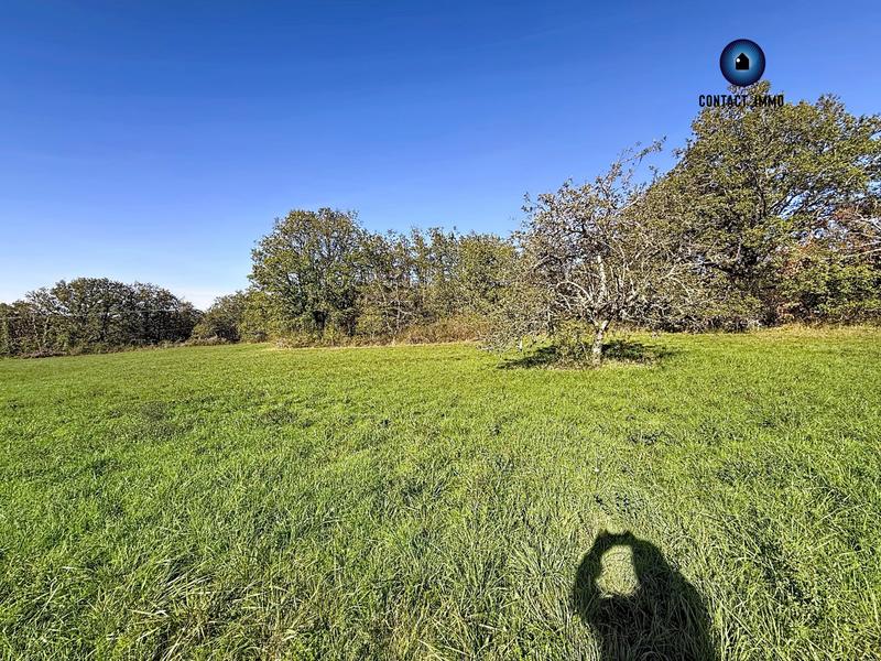 Terrain - 12 100 m²