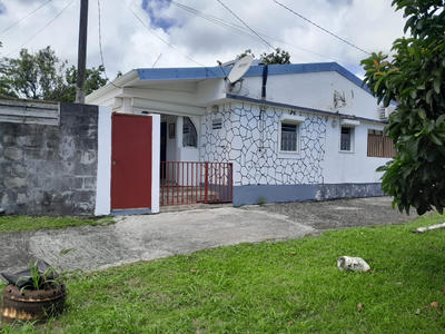 Maison - 98 m² - 4 pièces