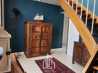 Maison - 224 m² - 9 pièces