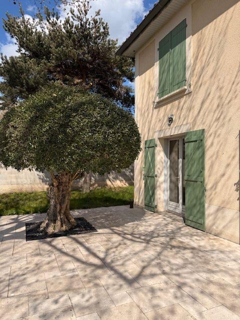 Maison - 168 m² - 6 pièces