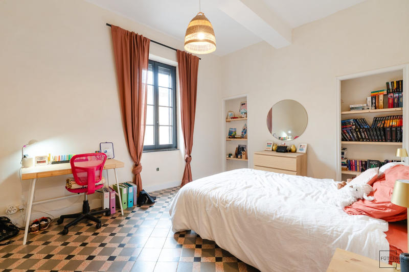 Villa - 220 m² - 6 pièces