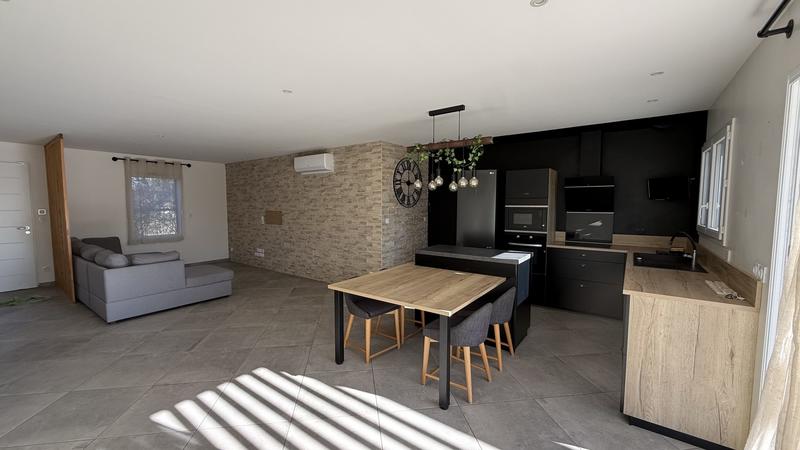 Maison contemporaine - 99 m² - 4 pièces