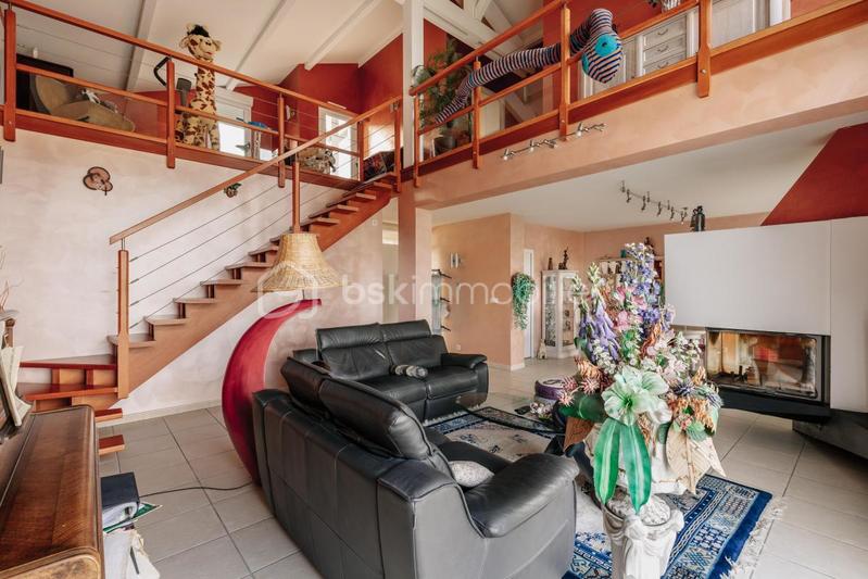 Maison - 164 m² - 6 pièces