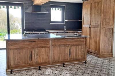 Maison - 282 m² - 8 pièces