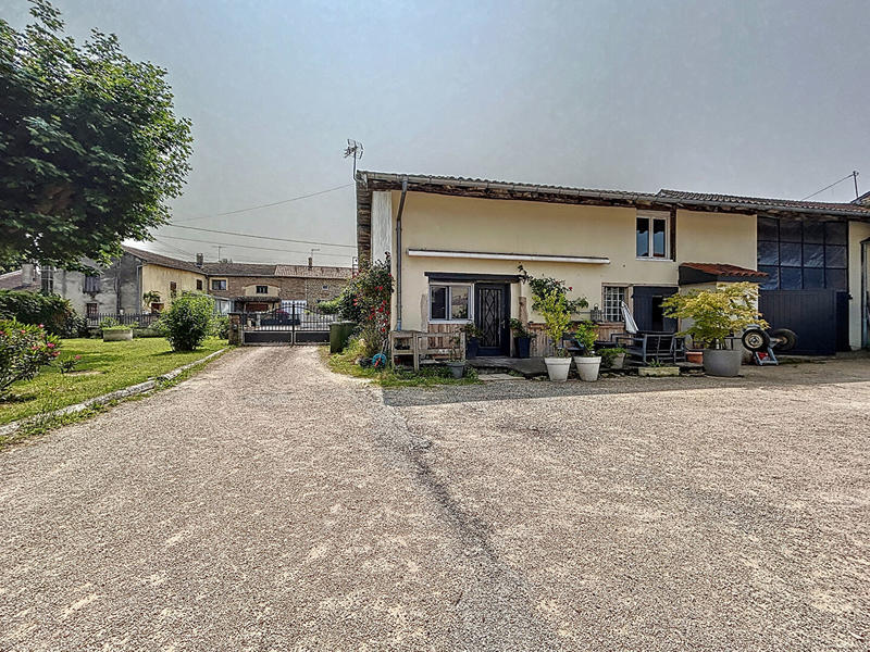 Maison - 439 m² - 11 pièces