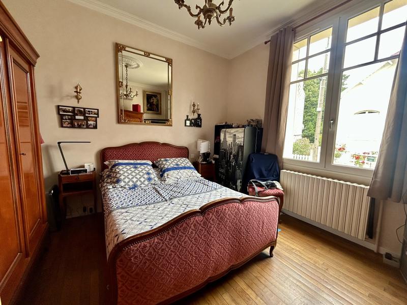 Maison - 160 m² - 9 pièces