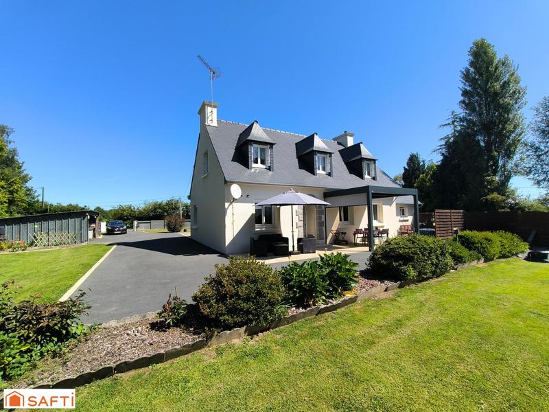 Maison - 127 m² - 8 pièces