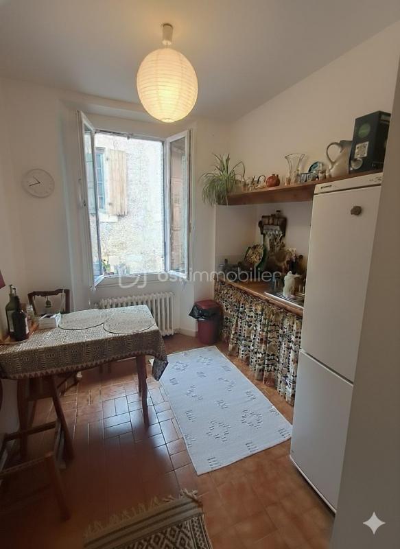 Maison de village - 230 m² - 8 pièces