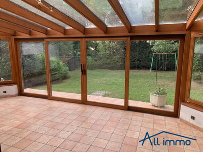 Maison - 145 m² - 8 pièces