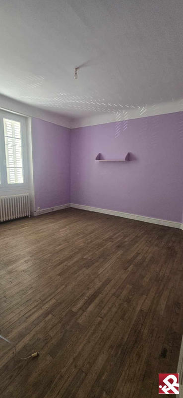 Maison - 216 m² - 5 pièces