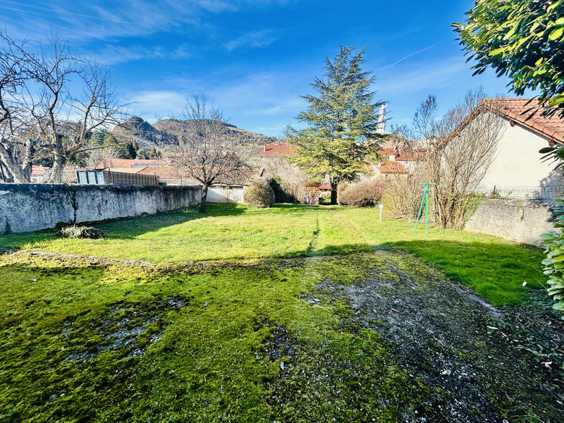 Maison - 190 m² - 7 pièces