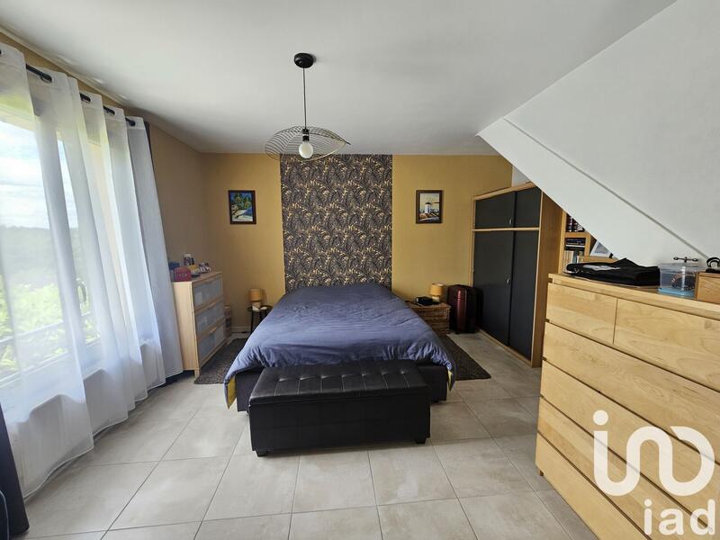 Maison - 130 m² - 5 pièces