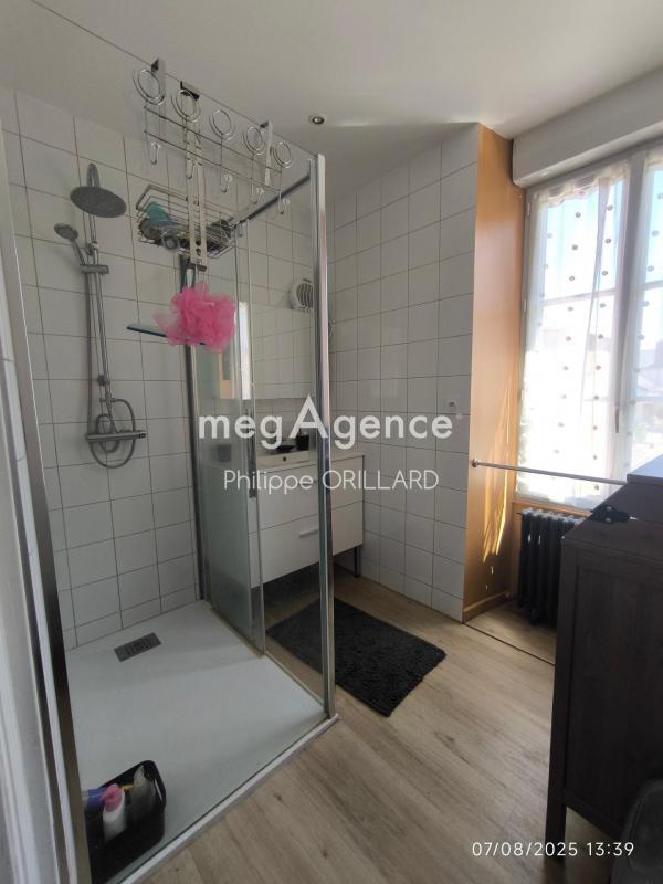 Maison - 180 m² - 7 pièces