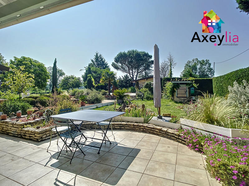 Maison - 200 m² - 7 pièces