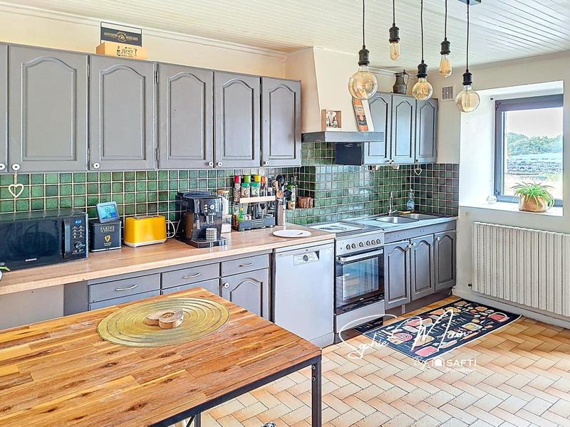 Maison - 111 m² - 4 pièces