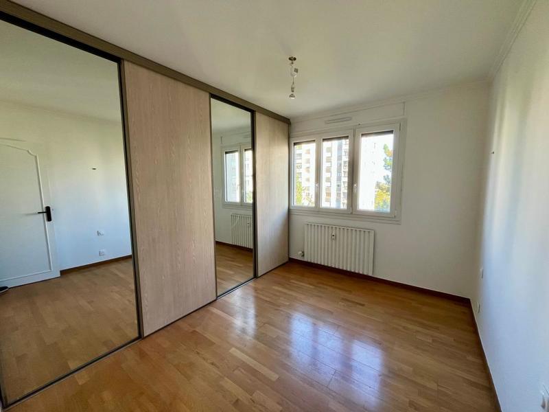 Appartement - 72 m² - 4 pièces