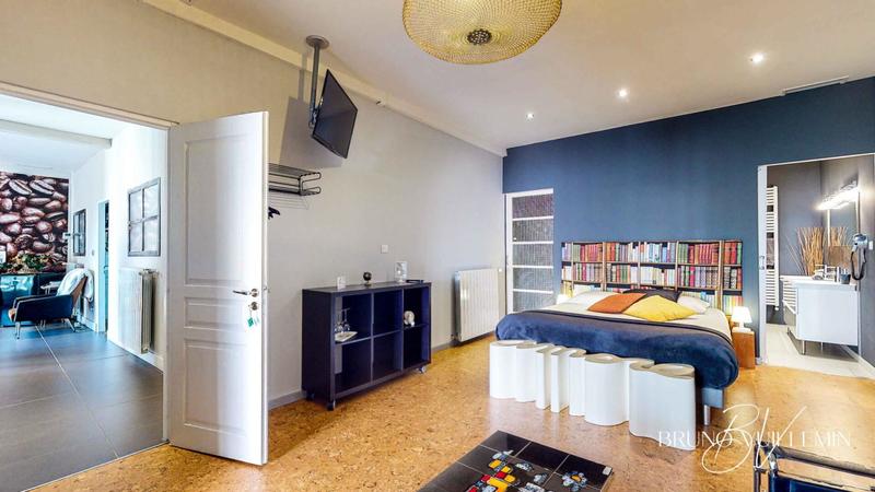 Demeure - 500 m² - 15 pièces